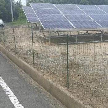 Animal fence post only 11 pieces